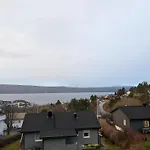 Aurora Fjord View Escape Garden Sleeps 10 *