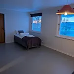 Aurora Fjord View Escape Garden Sleeps 10 Hébergement de vacances