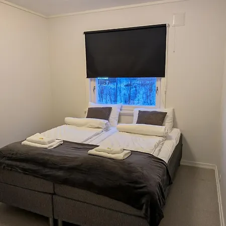Aurora Fjord View Escape Garden Sleeps 10 *