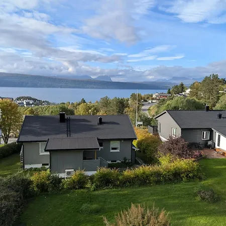Holiday home Aurora Fjord View Escape Garden Sleeps 10 *