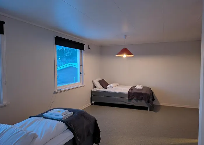 Aurora Fjord View Escape Garden Sleeps 10 *