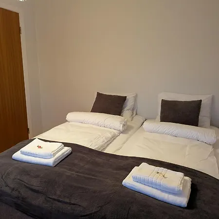 Aurora Fjord View Escape Garden Sleeps 10 *