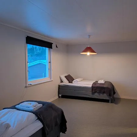 Aurora Fjord View Escape Garden Sleeps 10 *